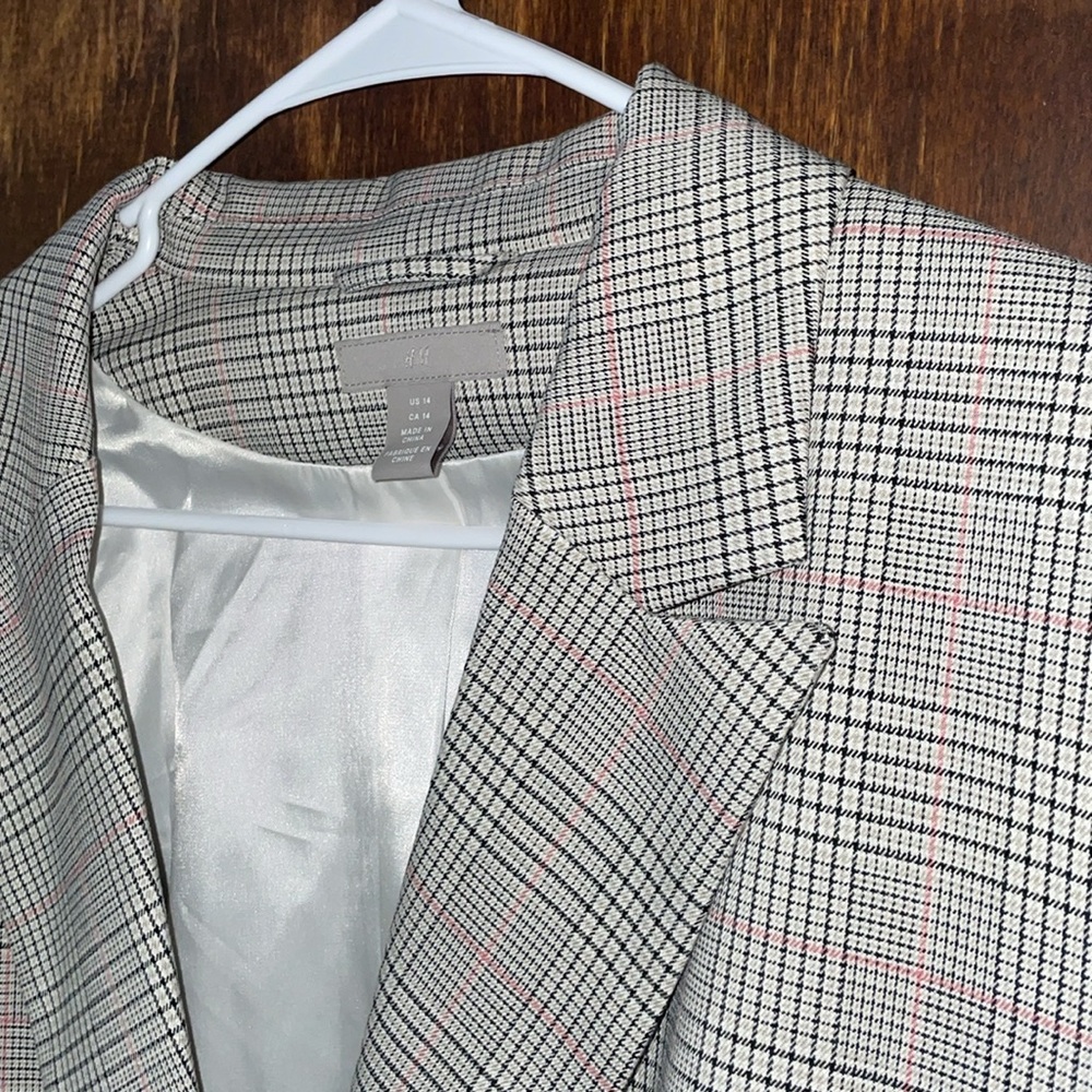 H&M blazer - Picture 2 of 7